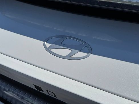 Used 2023 Hyundai Ioniq 6 SEL RWD image 7