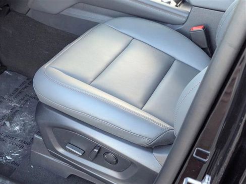 New 2026 Ford Explorer Active image 4