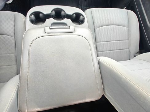 Used 2015 RAM 1500 Express AWD/4WD image 24