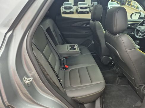 Used 2025 Chevrolet TrailBlazer ACTIV w/ Convenience Package AWD/4WD image 28