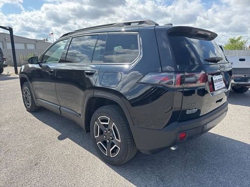 New 2026 Jeep Cherokee Laredo AWD/4WD image 4