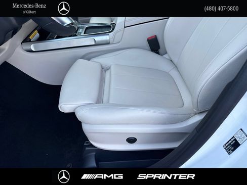 Certified 2026 Mercedes-Benz GLB 250 image 28