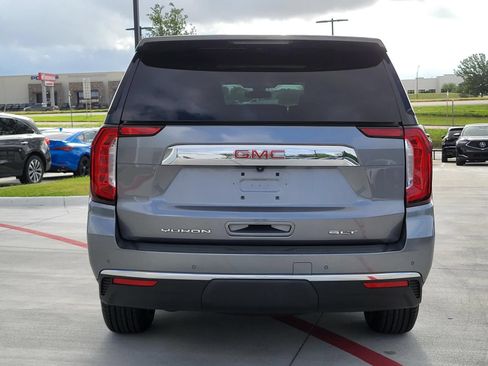 Used 2022 GMC Yukon SLT w/ SLT Premium Package RWD image 4