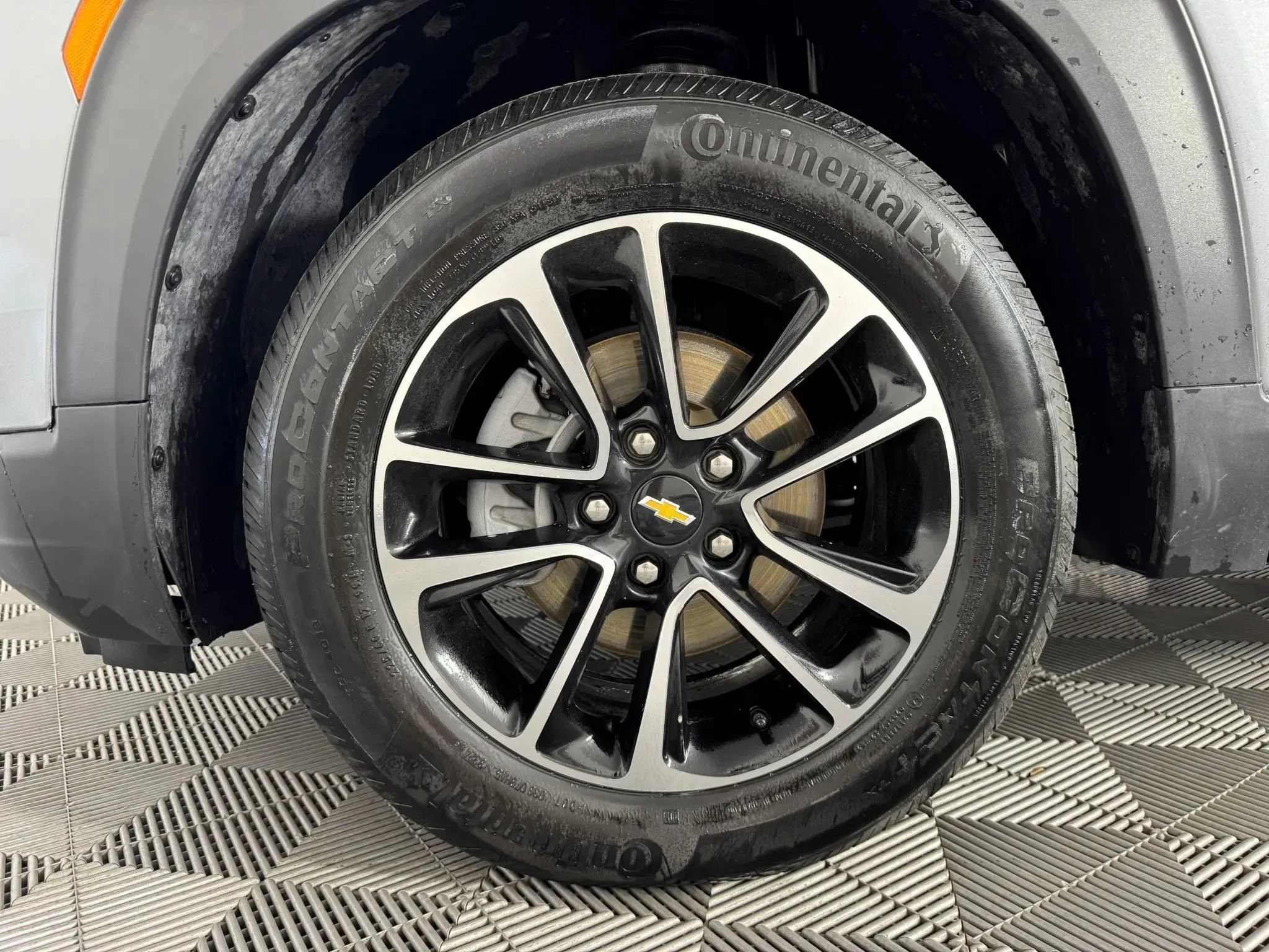 Used 2025 Chevrolet TrailBlazer LT FWD image 40