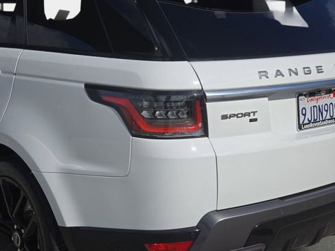 Used 2020 Land Rover Range Rover Sport HSE image 38