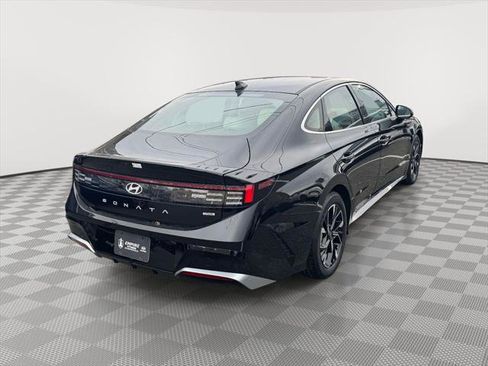 Certified 2025 Hyundai Sonata SEL image 6