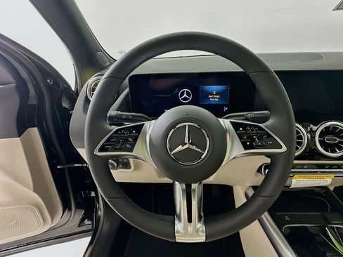 New 2026 Mercedes-Benz GLA 250 image 12