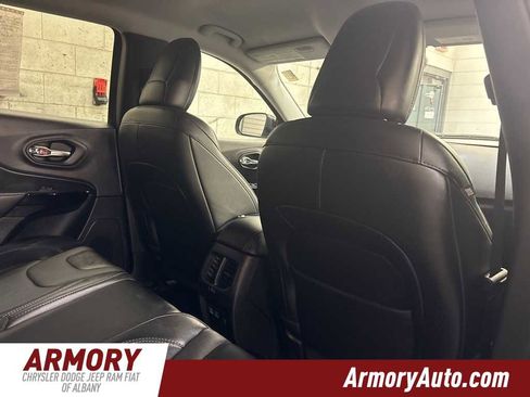 Used 2023 Jeep Cherokee Altitude Lux image 33