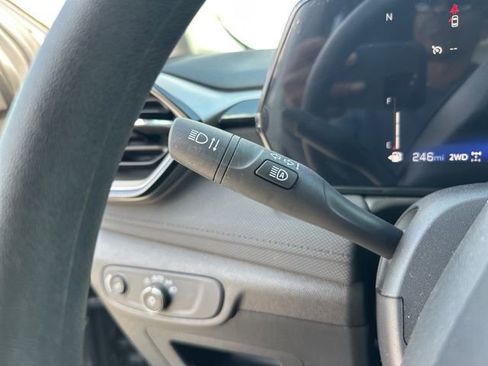 Used 2025 Chevrolet TrailBlazer LT image 12