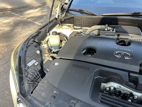 Used 2019 INFINITI QX50 Luxe image 19