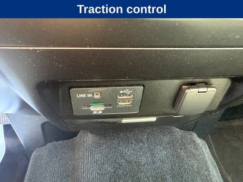 Used 2015 Ford F150 XLT w/ Equipment Group 302A Luxury RWD image 17