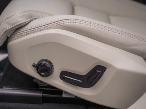 New 2027 Volvo XC60 B5 Ultra AWD/4WD image 37