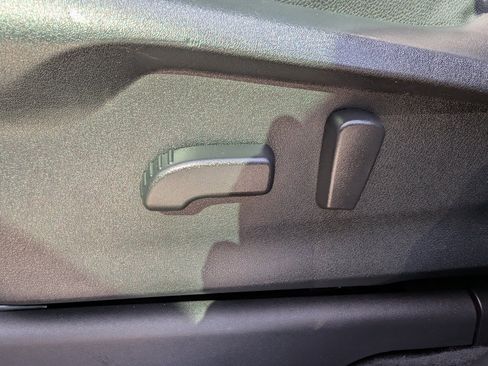 Used 2022 Subaru Ascent Onyx Edition image 18