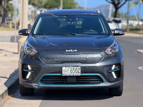 Used 2022 Kia Niro EX Premium FWD image 7
