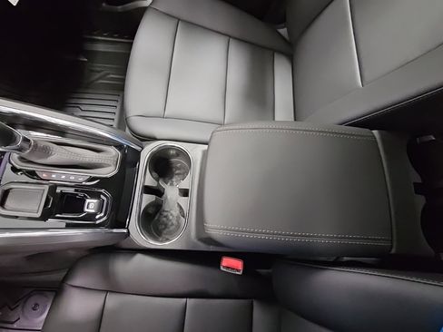 New 2026 GMC Canyon Elevation w/ Convenience Package image 23