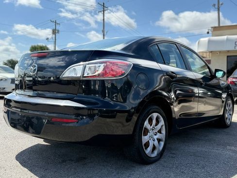 Used 2013 MAZDA MAZDA3 i SV FWD image 3