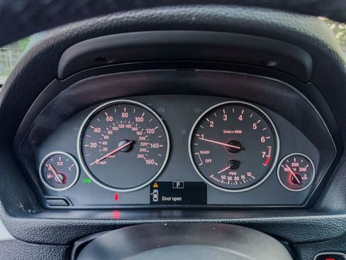 Used 2012 BMW 328i Sedan image 9