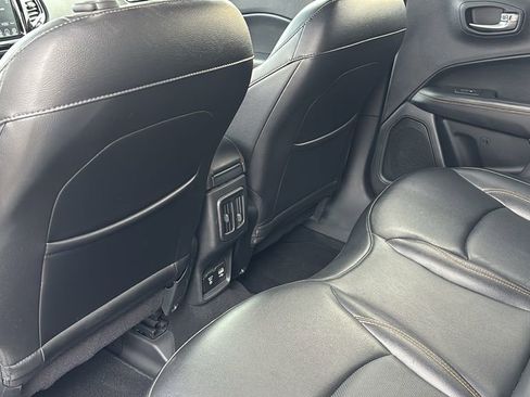 Used 2019 Jeep Compass Limited image 30