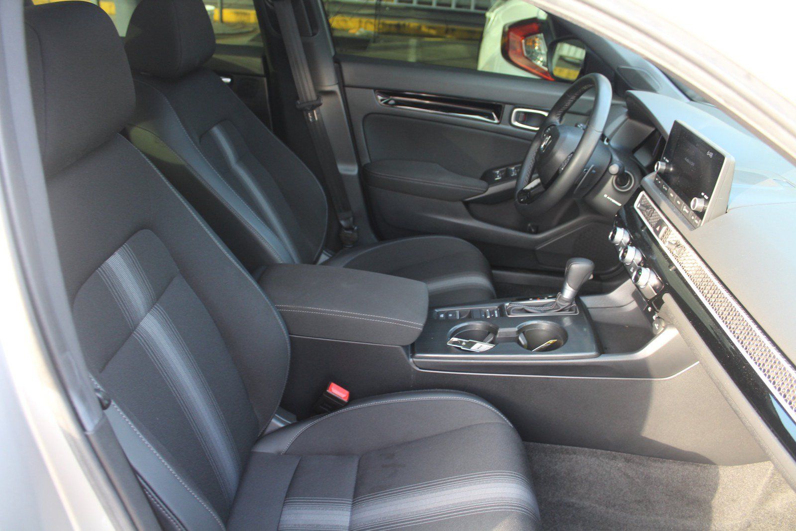 Certified 2025 Honda Civic Sport image 21
