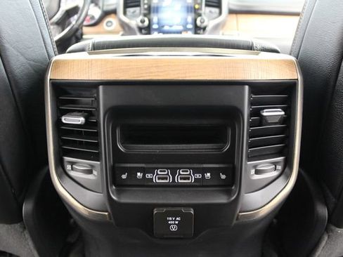 Used 2021 RAM 1500 Limited AWD/4WD image 29