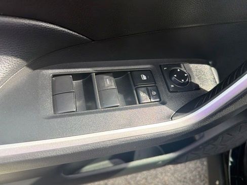 Used 2021 Toyota RAV4 XLE w/ XLE Grade Weather Package AWD/4WD image 12