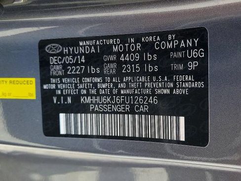 Used 2015 Hyundai Genesis 3.8 RWD image 16