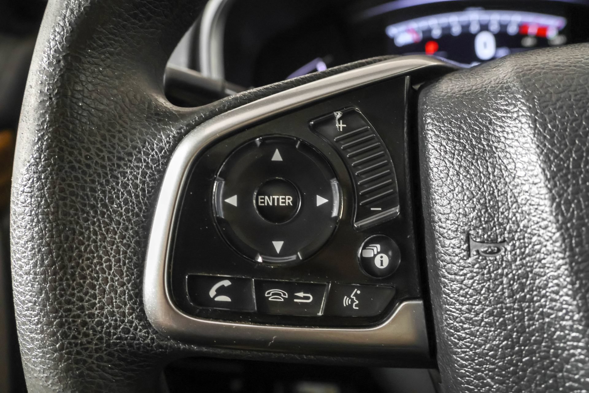 Used 2017 Honda CR-V EX image 25