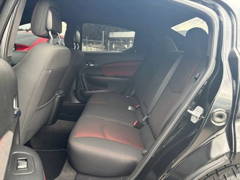 Used 2012 Dodge Avenger SXT Plus FWD image 10