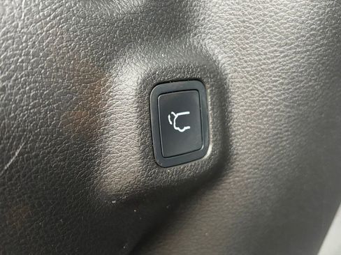 Used 2023 Jeep Compass Altitude w/ Convenience Group image 7