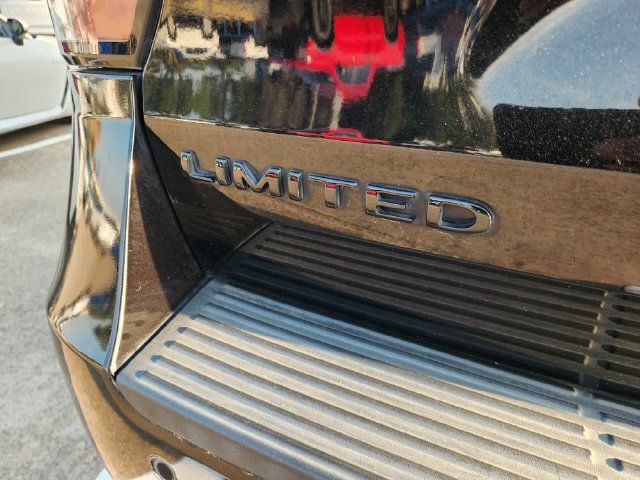 Used 2021 Ford Expedition Limited RWD image 10