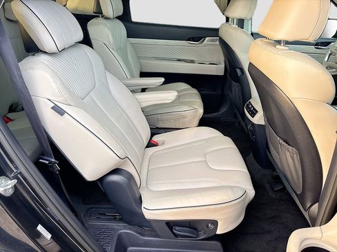 Used 2024 Hyundai Palisade Calligraphy image 30