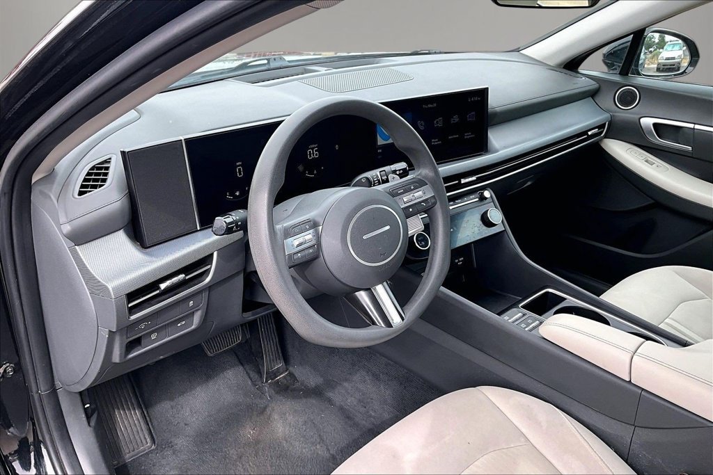 Used 2024 Hyundai Sonata SEL FWD image 17