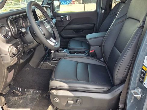 New 2026 Jeep Wrangler Sahara AWD/4WD image 4