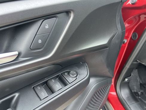 New 2026 Chevrolet Equinox EV LT image 24