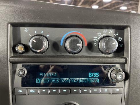 Used 2024 GMC Savana 2500 w/ Driver Convenience Package image 20