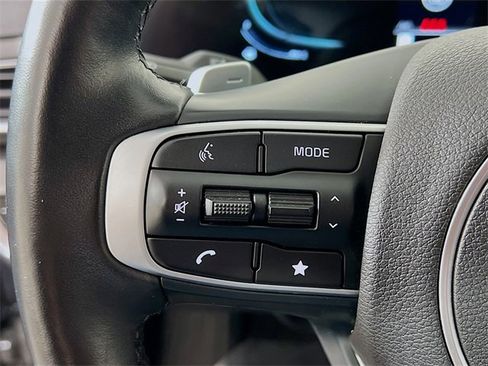 Used 2023 Kia Sportage EX w/ EX Premium Package image 13
