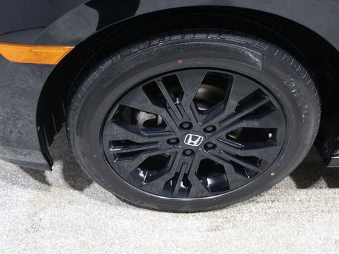 Used 2025 Honda Odyssey Sport-L image 9