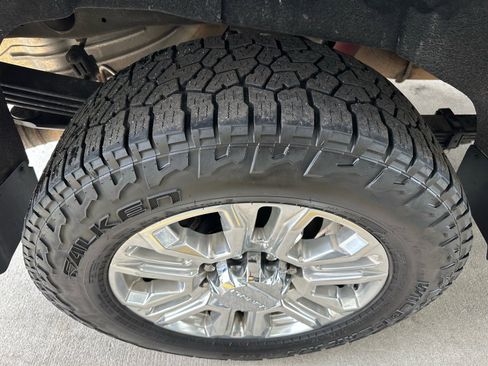 Used 2022 GMC Sierra 2500 Denali w/ Denali Ultimate Package image 15