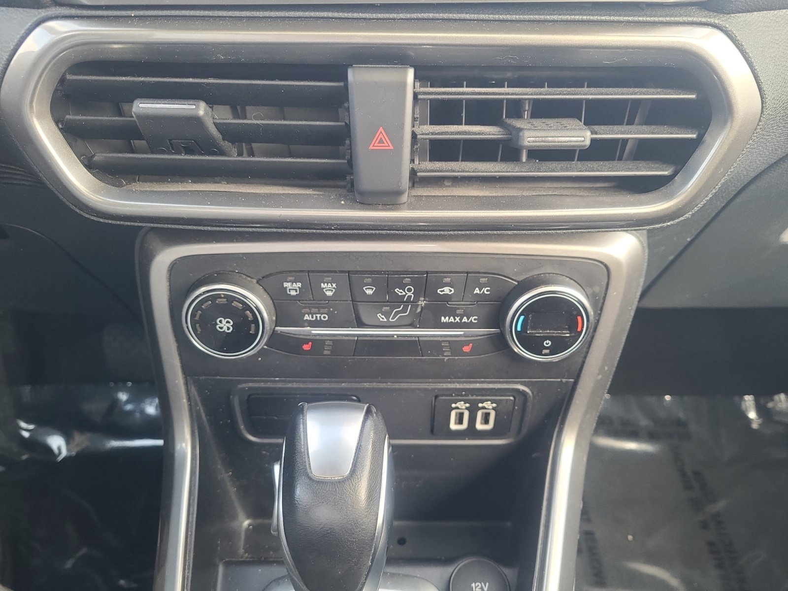 Used 2020 Ford EcoSport SE w/ SE Convenience Package AWD/4WD image 30