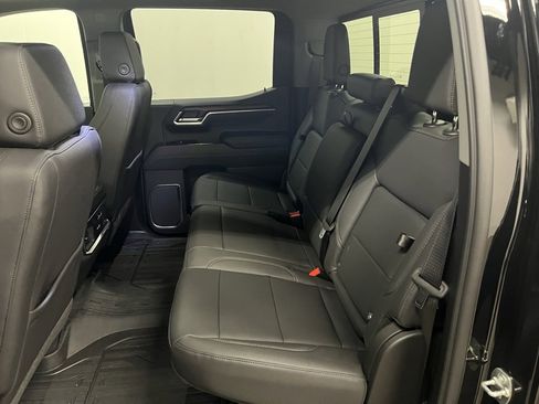 New 2026 GMC Sierra 1500 SLT w/ SLT Convenience Package image 28