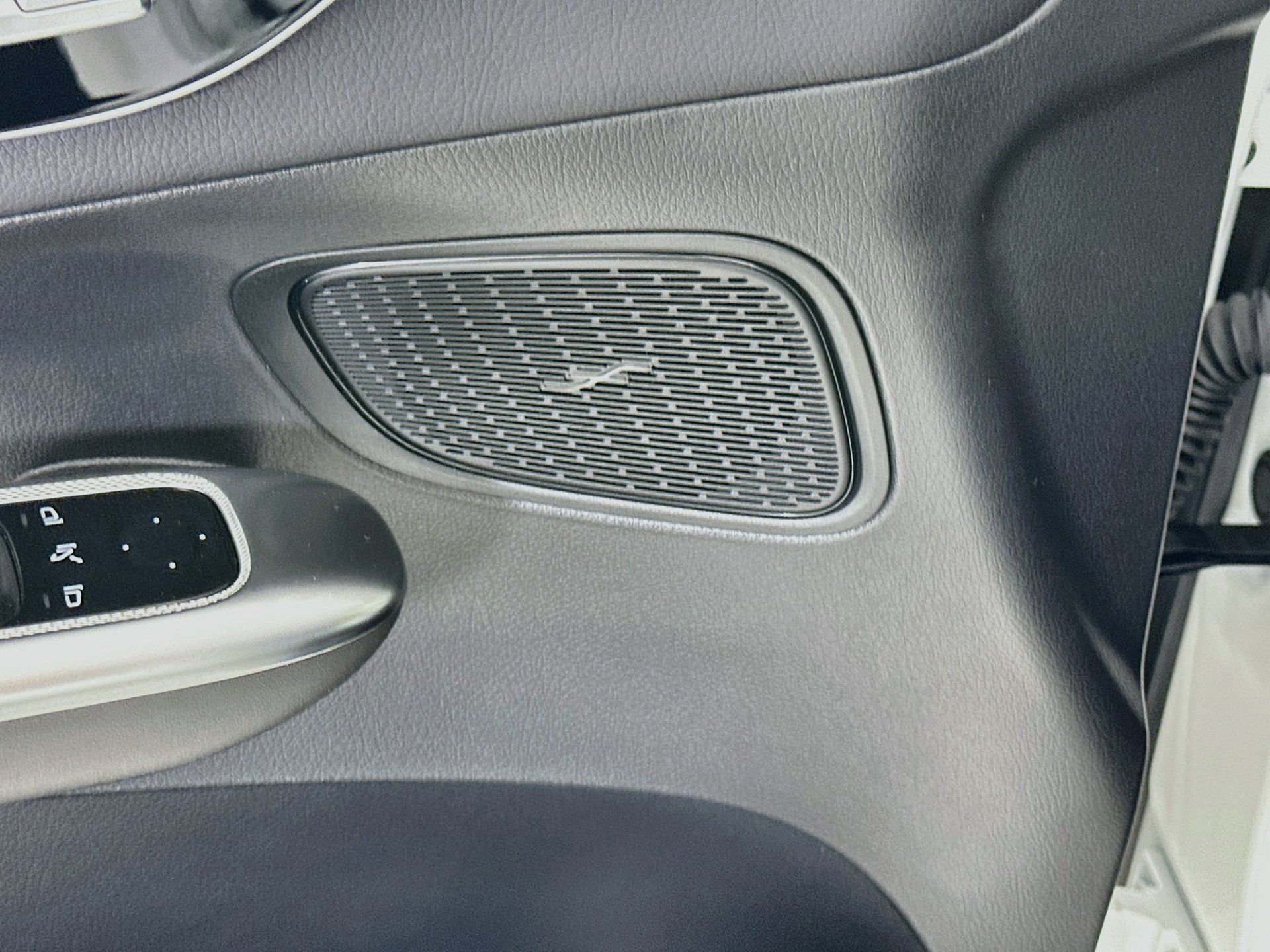 Certified 2026 Mercedes-Benz GLC 300 image 19