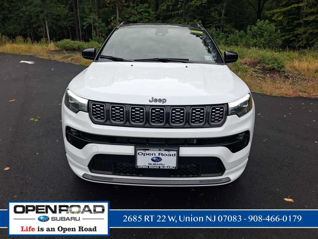 Used 2024 Jeep Compass Limited w/ High Altitude Package AWD/4WD image 8