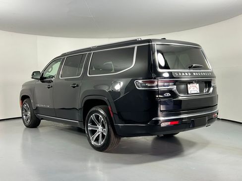 Used 2024 Jeep Grand Wagoneer L 4WD image 5