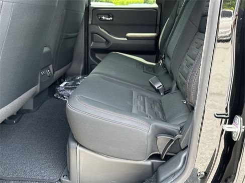 New 2025 Nissan Frontier PRO-4X w/ Pro Convenience Package image 15