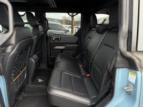 Used 2023 Ford Bronco Badlands w/ Sasquatch Package image 15