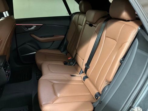 Used 2022 Audi Q8 Premium Plus image 18