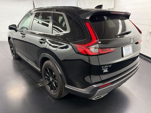 Certified 2025 Honda CR-V Sport image 3