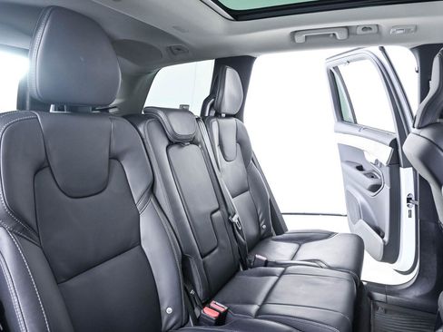 Used 2025 Volvo XC90 T8 Ultra AWD/4WD image 23