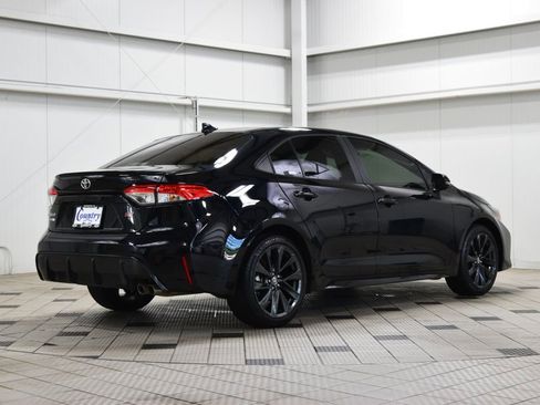 Used 2024 Toyota Corolla SE w/ SE Convenience Package FWD image 8