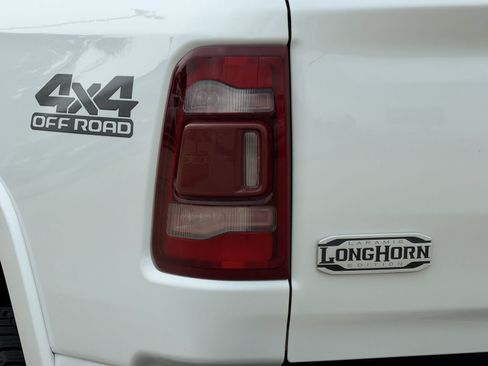 Used 2019 RAM 1500 Limited AWD/4WD image 13